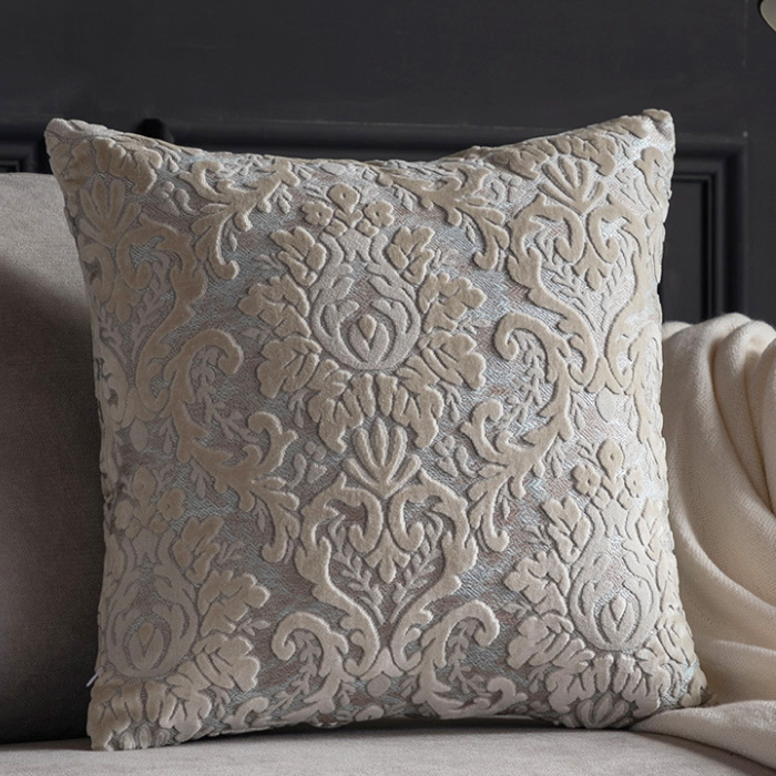 Damask Cushion Ivory Magnamail